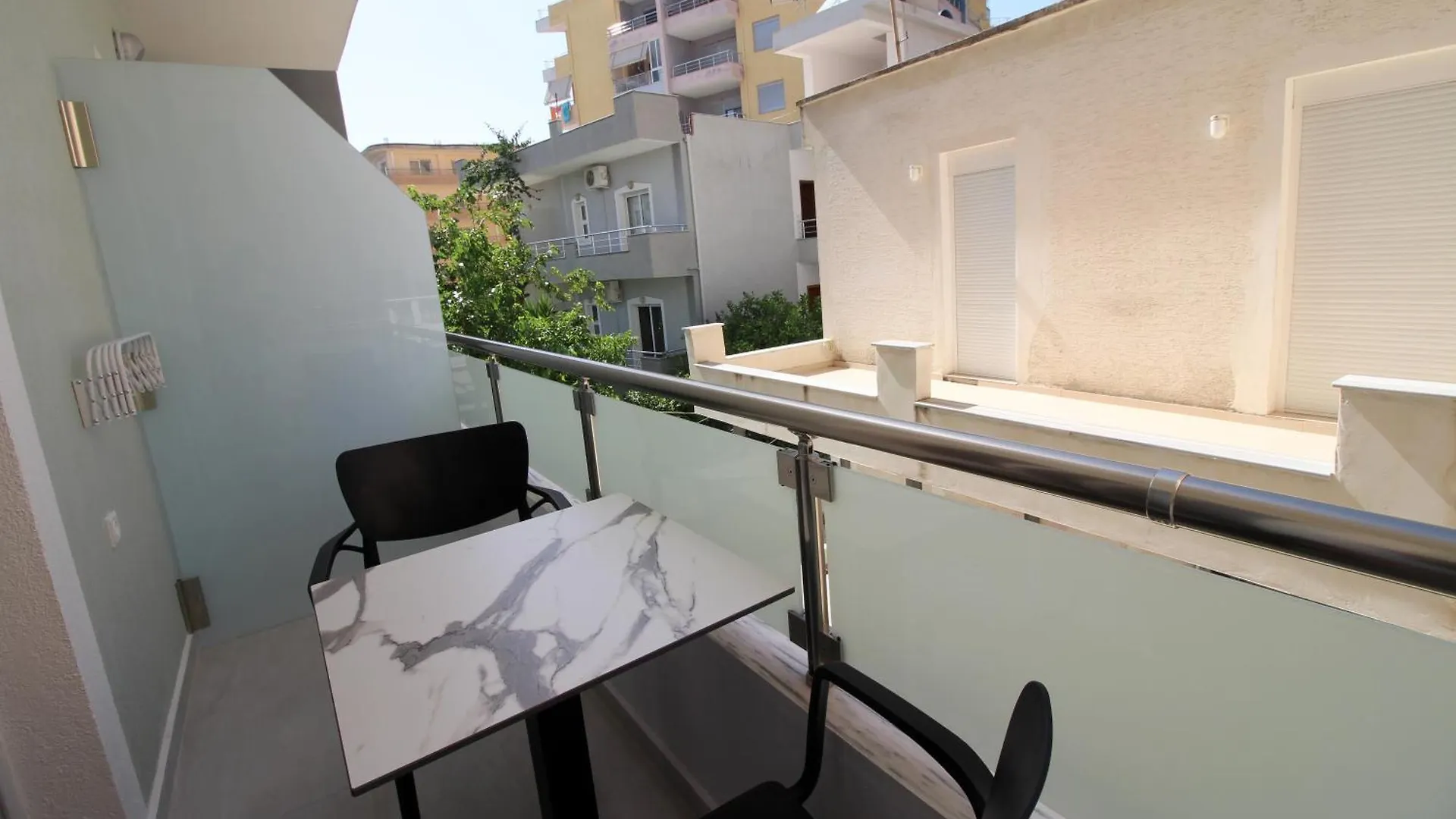 Eden Suites&Apartments Saranda 0*,