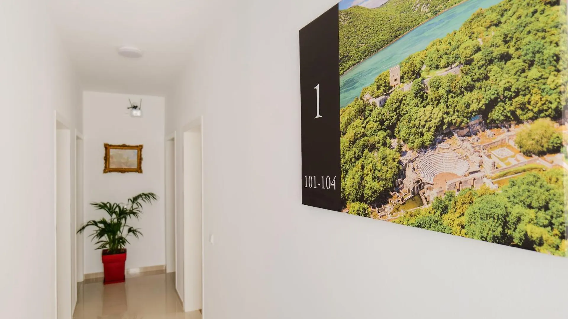 Eden Suites&Apartments Saranda 0*,