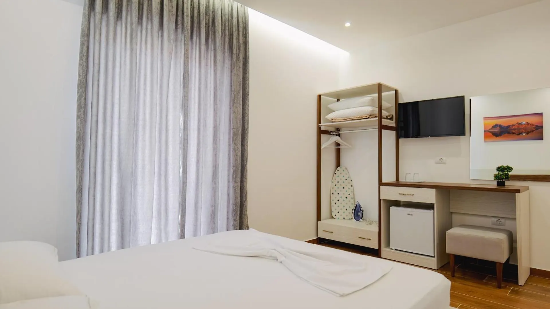 Eden Suites&Apartments Saranda 0*,  Albanie