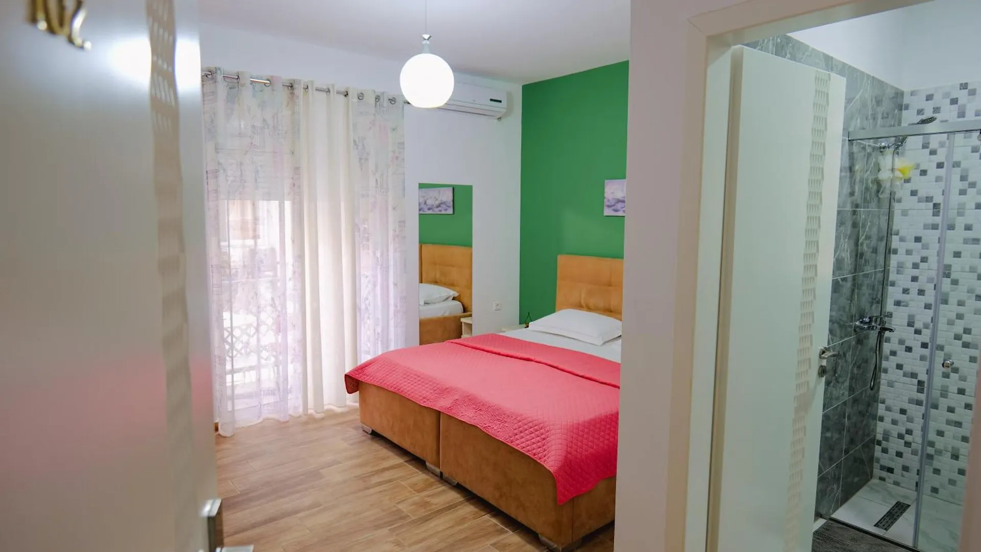 Eden Suites&Apartments Saranda 0*,  Albanie