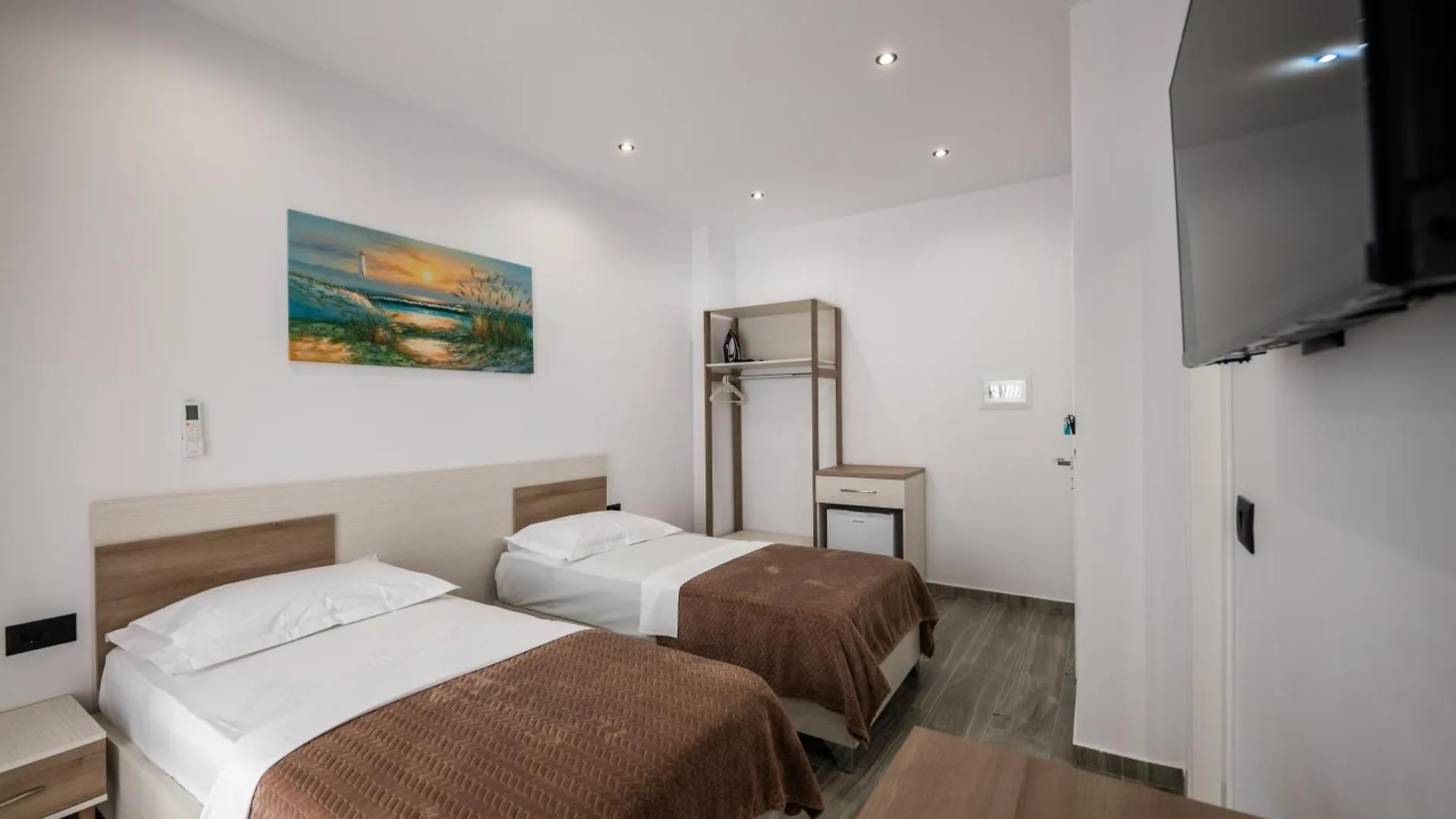 Eden Suites&Apartments Sarandë 0*,